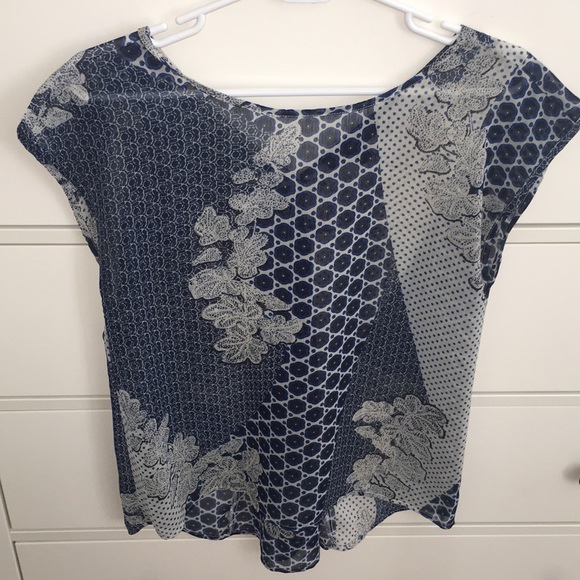 Sheer Outback Red Blue, White, and Black Shirt 🖤 - Picture 1 of 4